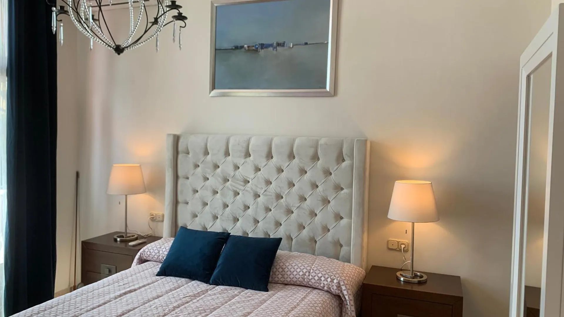 Mansion Apartment With Sea Views Sitio de Calahonda Spain