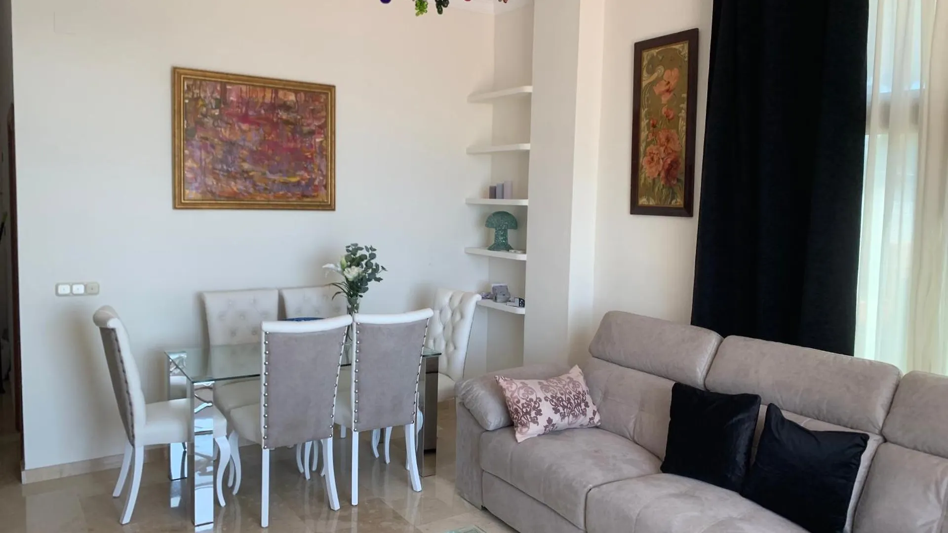 Mansion Apartment With Sea Views Sitio de Calahonda